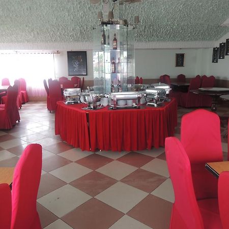 Y Lan Hotel Da Lat Buitenkant foto