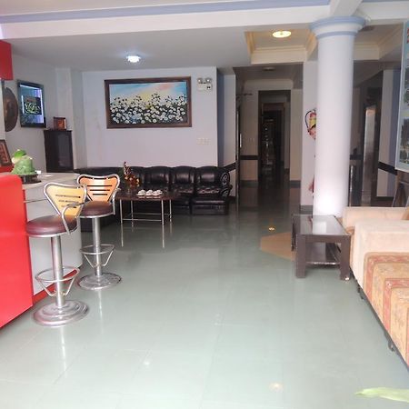 Y Lan Hotel Da Lat Buitenkant foto