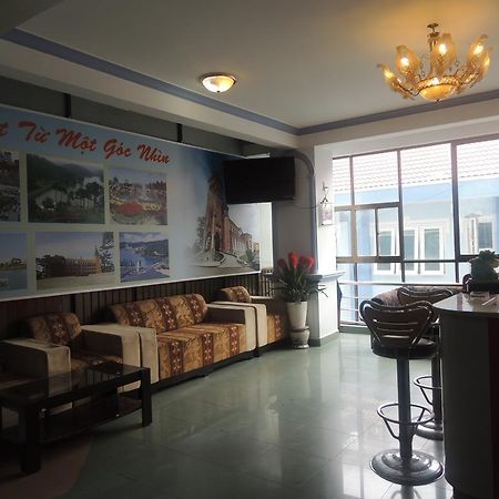 Y Lan Hotel Da Lat Buitenkant foto